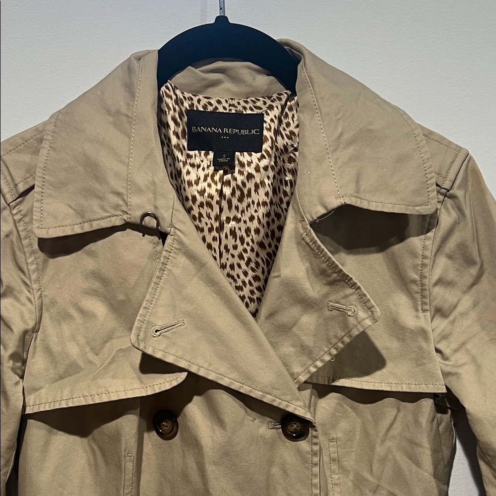 Banana Republic Tan Double-Breasted Trench Coat 🧥 Size Small Belted - Picture 5 of 16